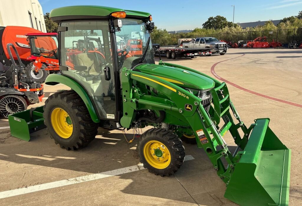 2023 John Deere 3033R MFWD Tractor