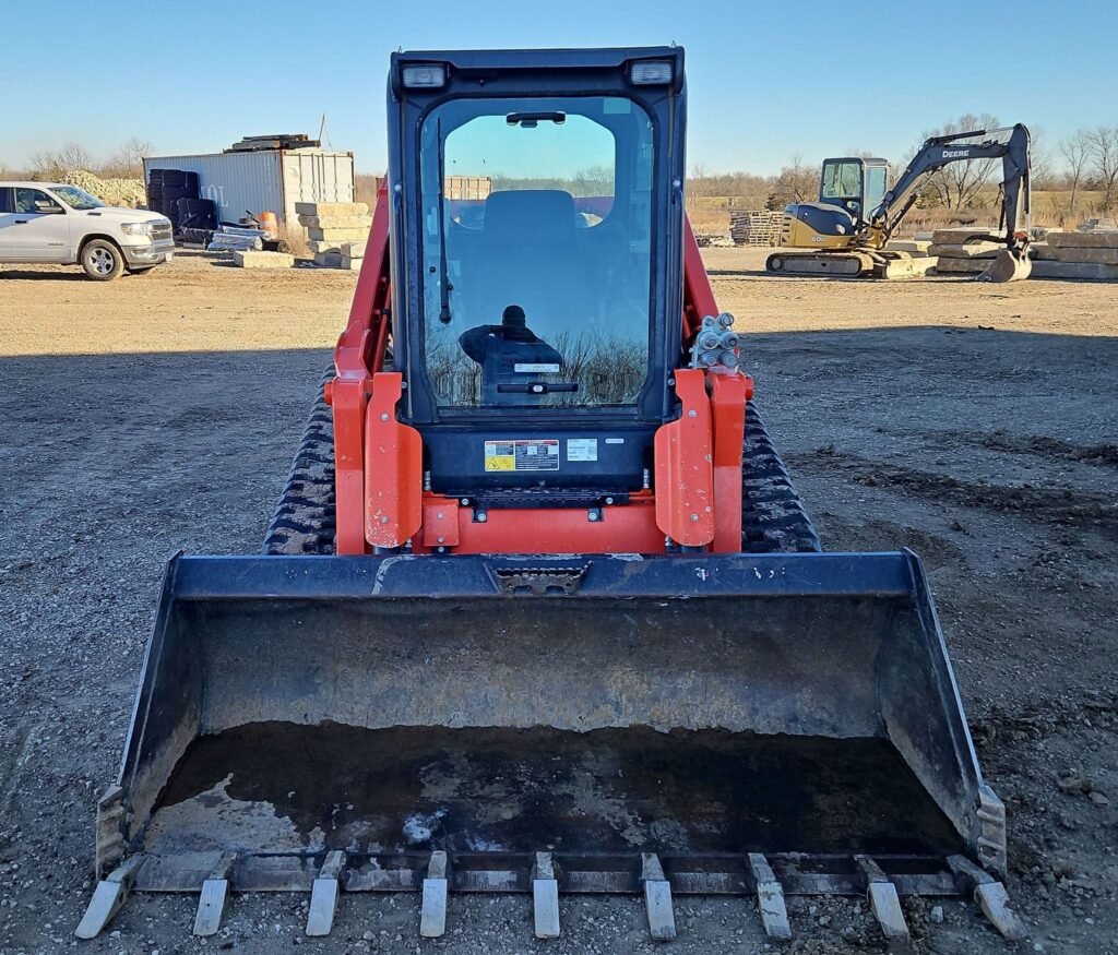 2022 Kubota SVL97-2 Tracked Skid Steer Loader